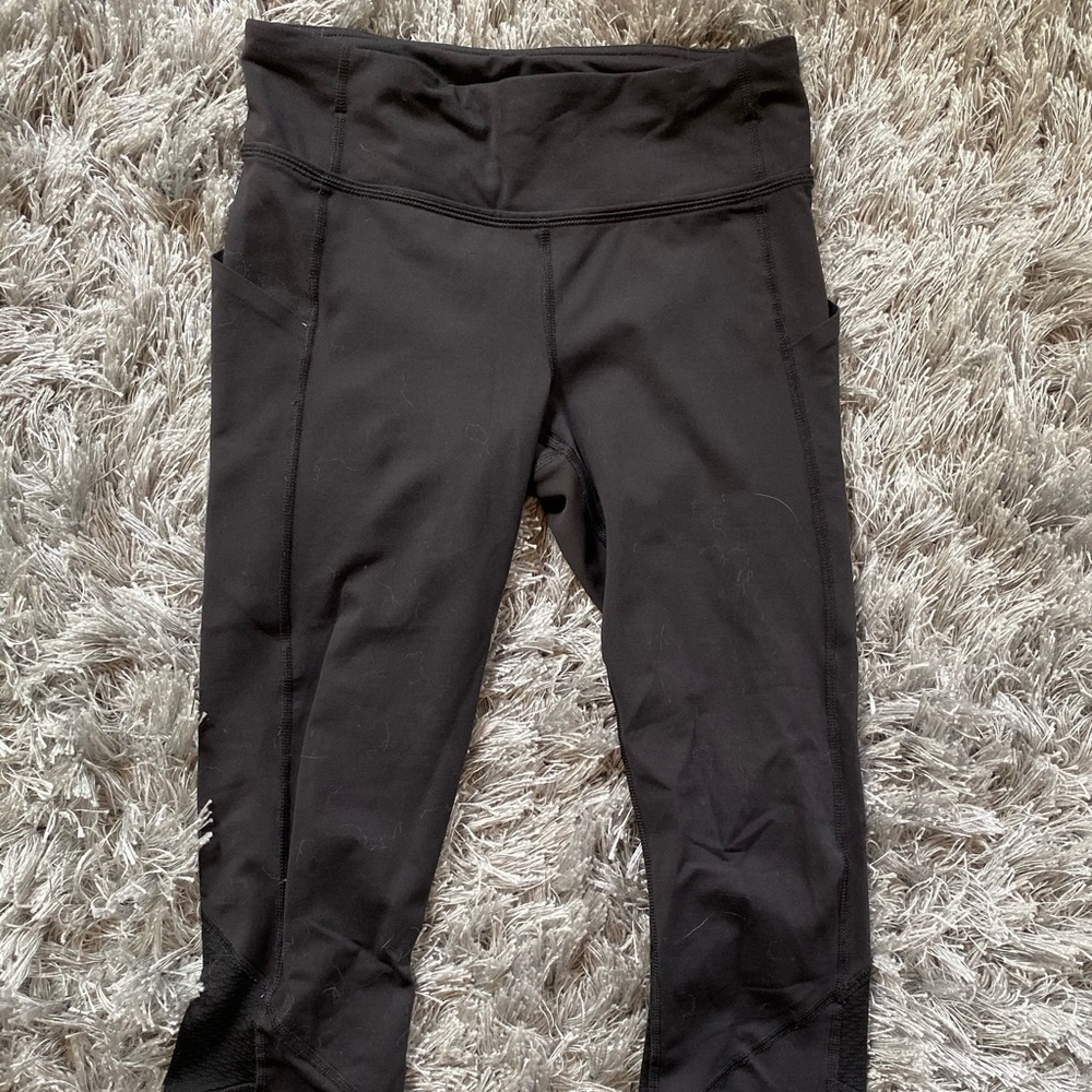 Lululemon Cropped Pants